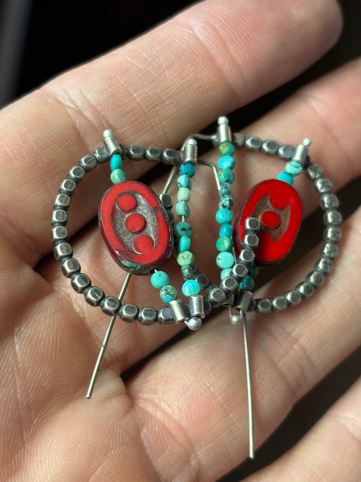 Turquoise & Red Hoops