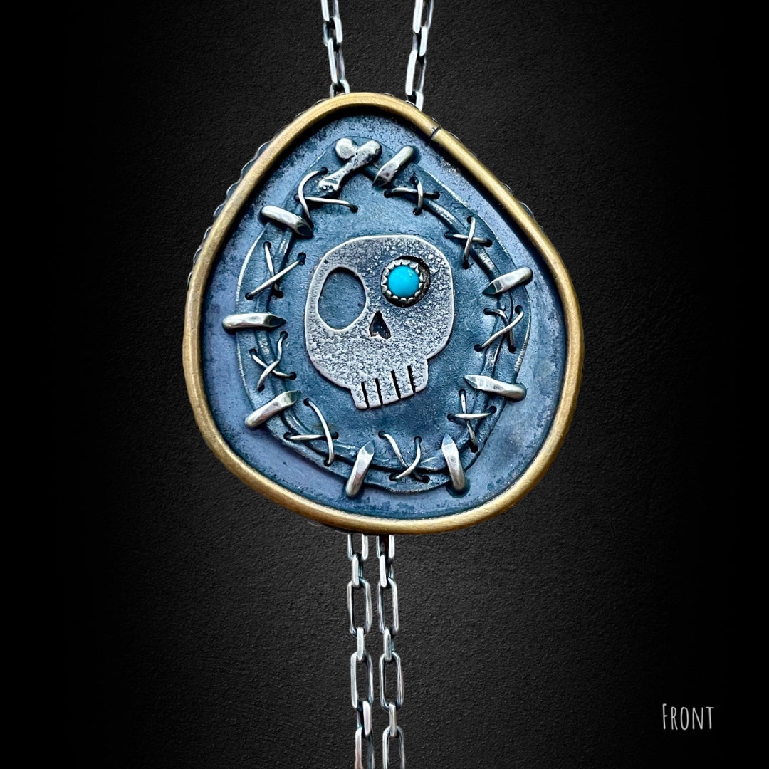 Skullie Faux Bolo